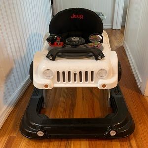 Jeep Classic Wrangler 3-in-1 Grow With Me Walker
